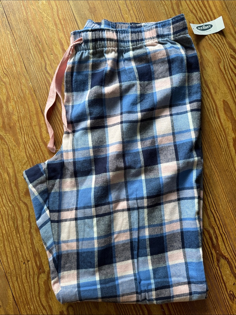 Ladies’ Plaid Pajama Pants